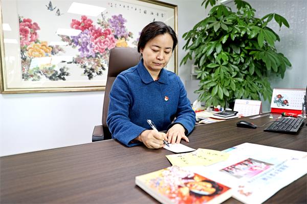 清明祭英烈 云端寄哀思 清明祭英烈 云端寄哀思
